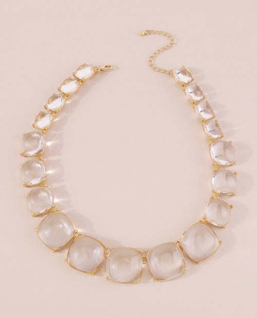Dilia acrylic necklace