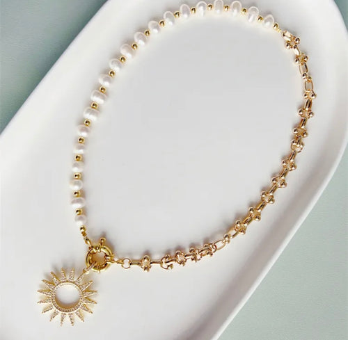 Perlita necklace